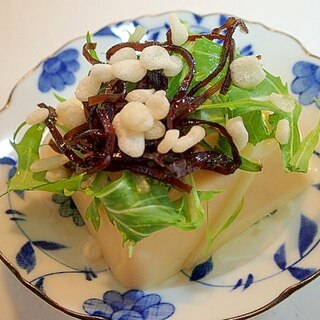 水菜の昆布佃煮と天かすの卵豆腐